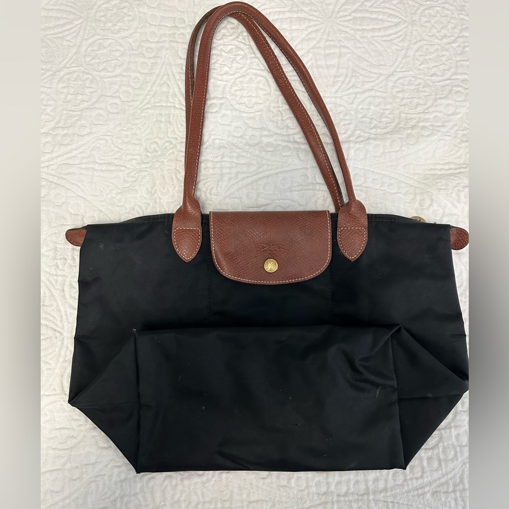 Longchamp Medium Tote Black